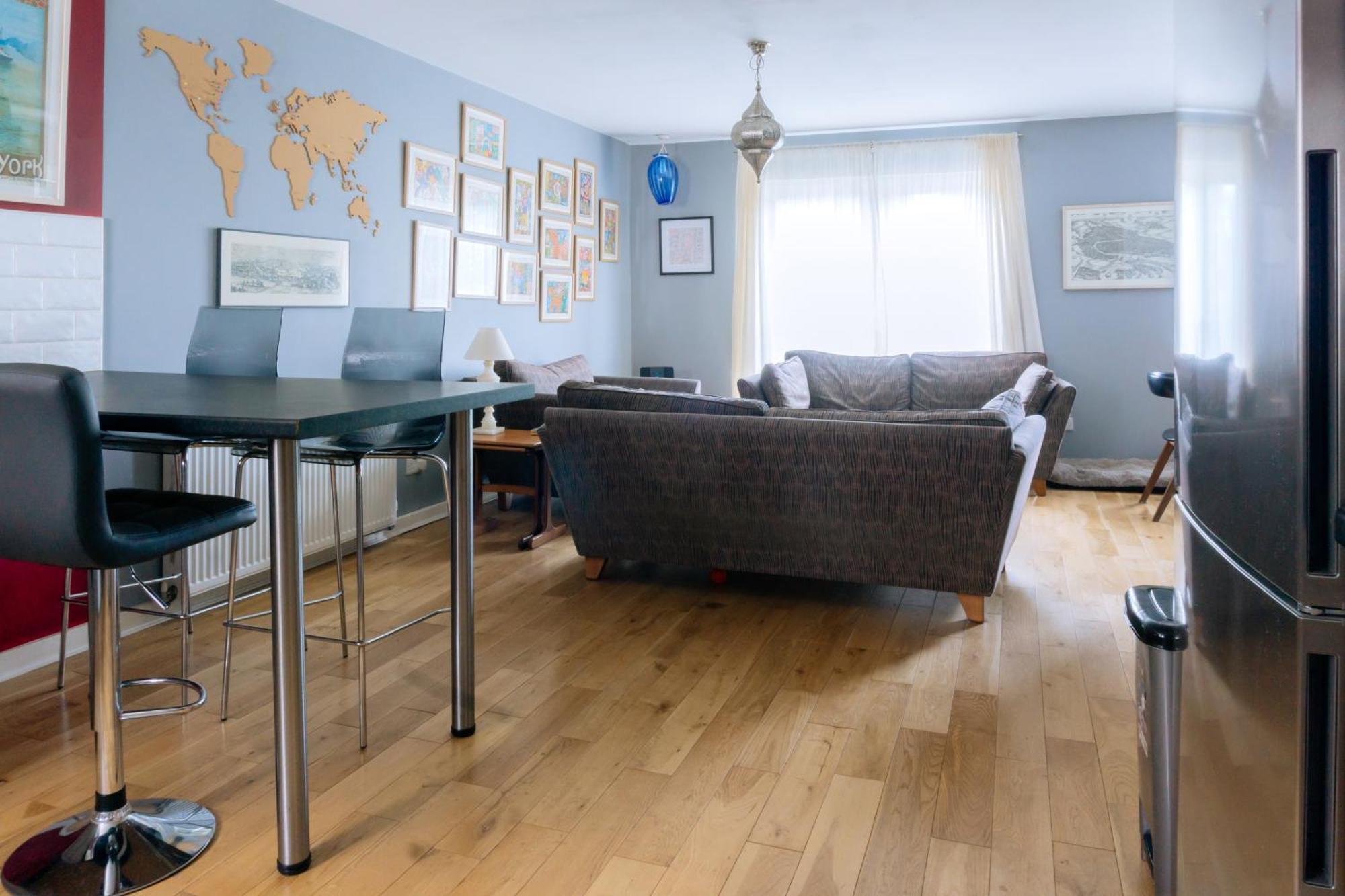Stylish 3 Bedroom Apartment Near Hollyrood Park EDI Exterior photo